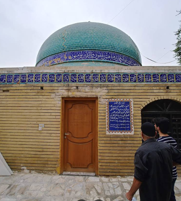 Grave of  Siraj al-Din al-Makhzumi, Baghdad, Iraq